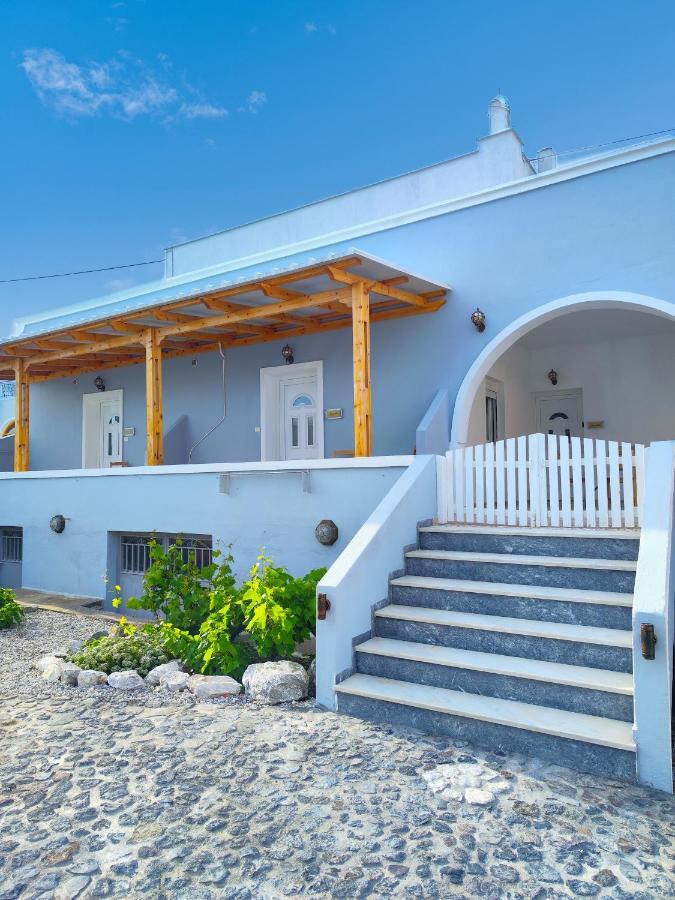 Oasis Apartments Perissa  Exterior photo
